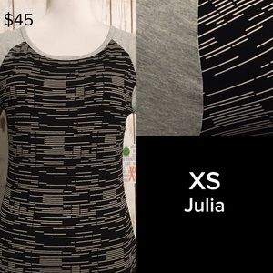 🦋Sale🦋 Striped Print Julia